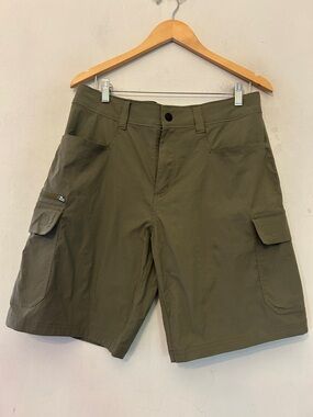 Orvis Men's Olive Green Tech Cargo Shorts Size 32 EUC